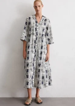 Ausgestelltes Maxikleid aus leichtem Baumwoll-Voile