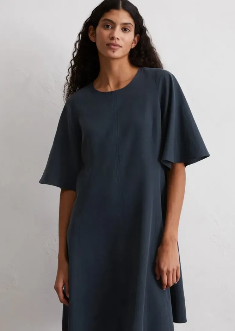 Ausgestelltes Minikleid aus TENCEL™ Lyocell-Leinen-Mix