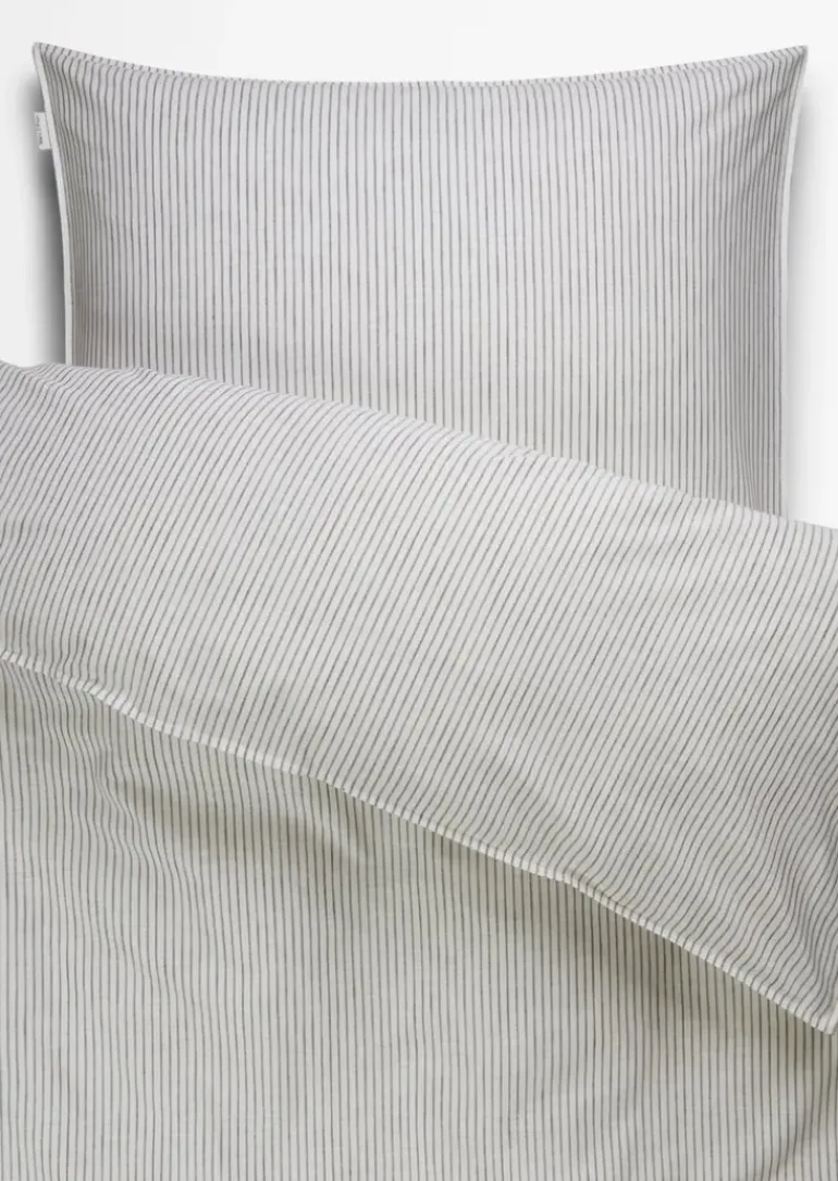 Bettwäsche-Set Model Classic Fine Stripe aus reiner Bio-Baumwolle