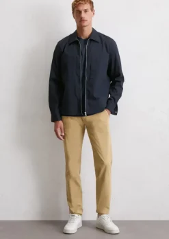 Chino Model Stig shaped aus Bio-Baumwoll-Mix