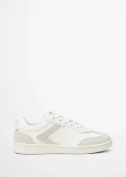 Court-Sneaker mit Farbakzenten