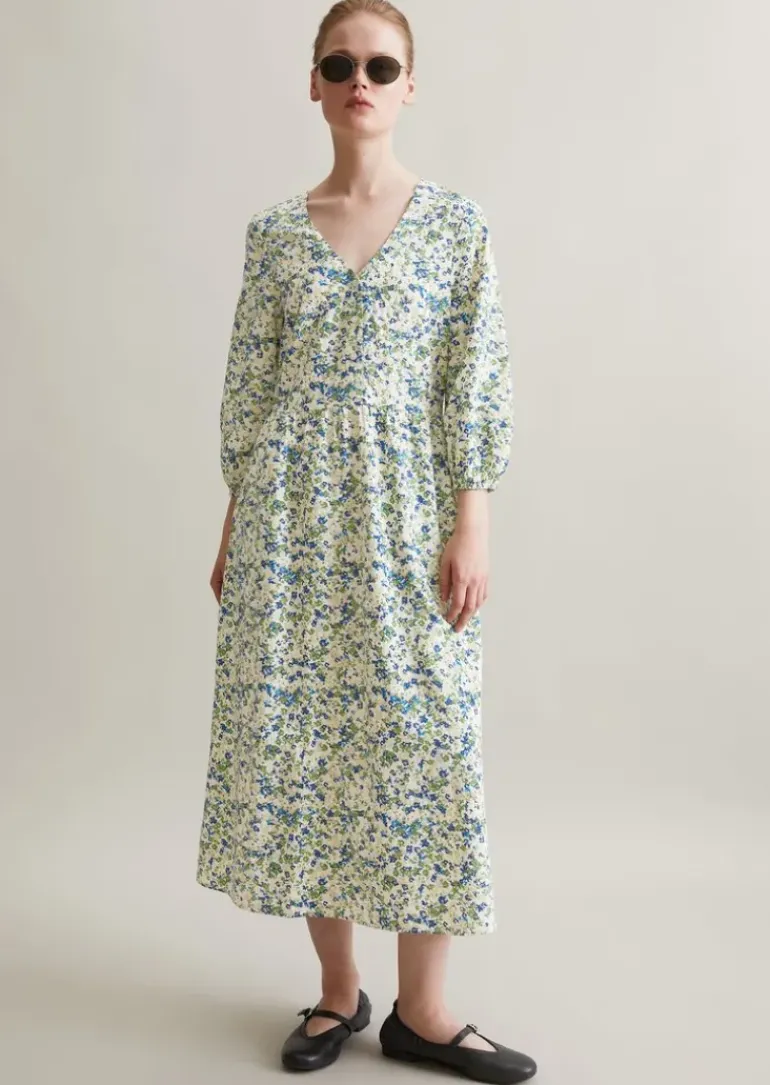 Crinkle-Printkleid relaxed aus Viskose-Mix mit Seersucker-Effekt