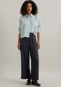 Hose relaxed aus LENZING™ Lyocell