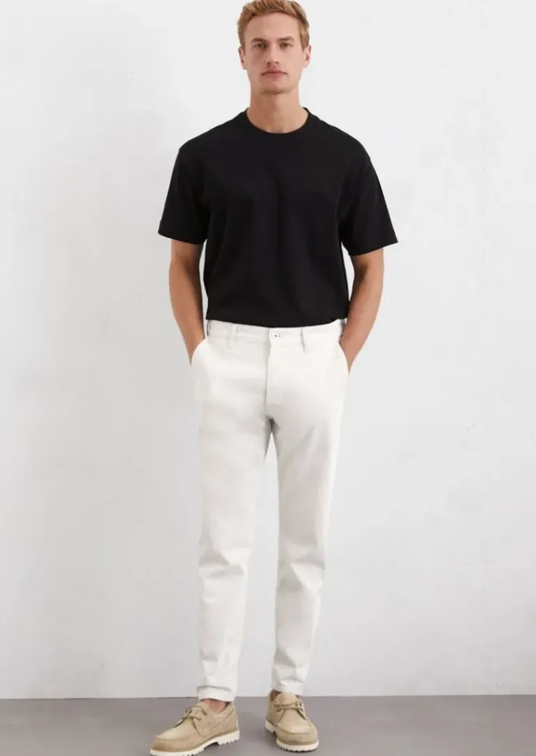Jeans Model Accilo tapered aus Bio-Baumwolle und Leinen