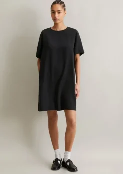 Kurzes Kleid relaxed aus LENZING™ Lyocell