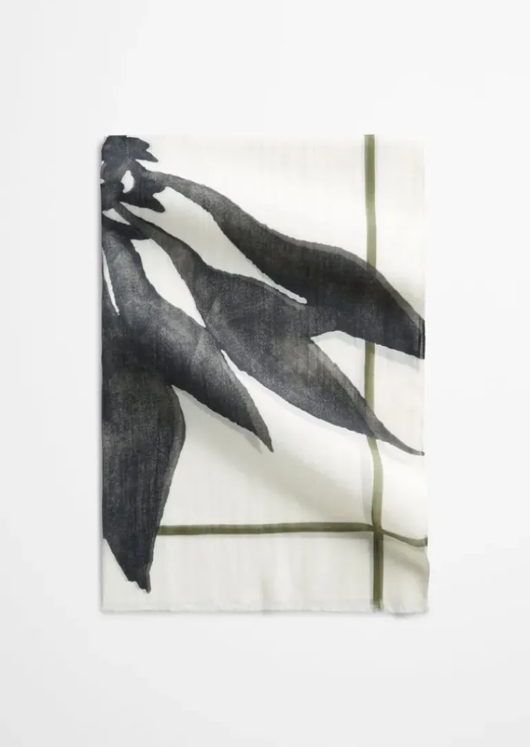 Schal mit Allover-Print mit TENCEL™ Lyocell