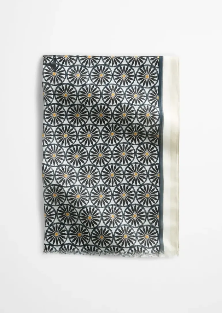 Schal mit Allover-Print mit TENCEL™ Lyocell