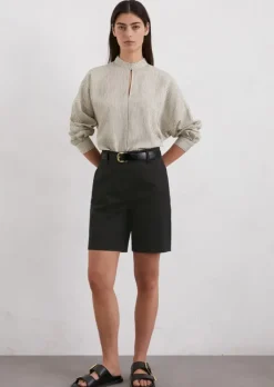 Shorts fitted aus Organic Cotton Twill Stretch
