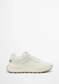 Sneaker aus recyceltem Leder und Polyester