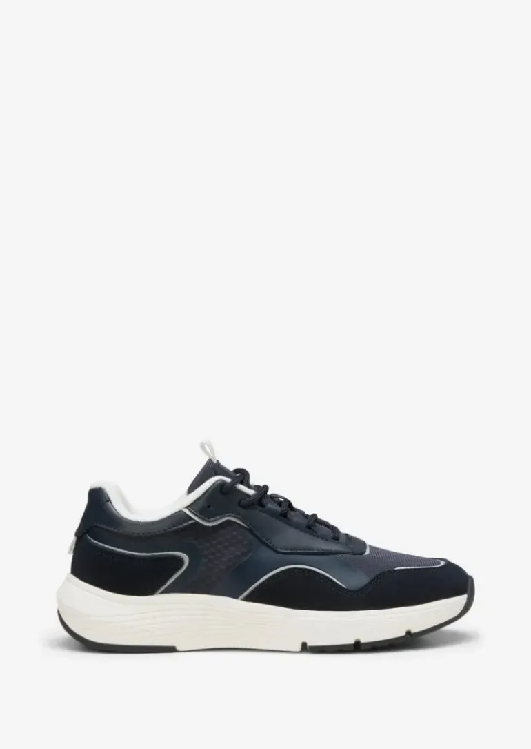 Sneaker aus Rindleder und Mesh