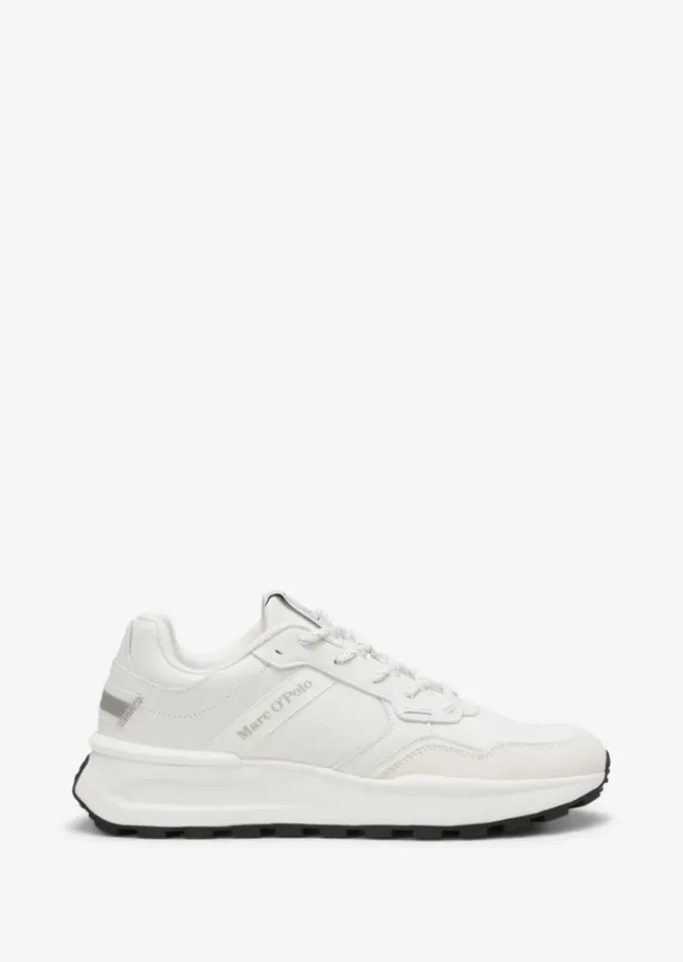 Sneaker aus Rindleder und Mesh
