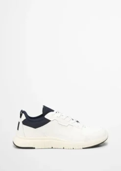 Sneaker mit gepolstertem Strickeinsatz