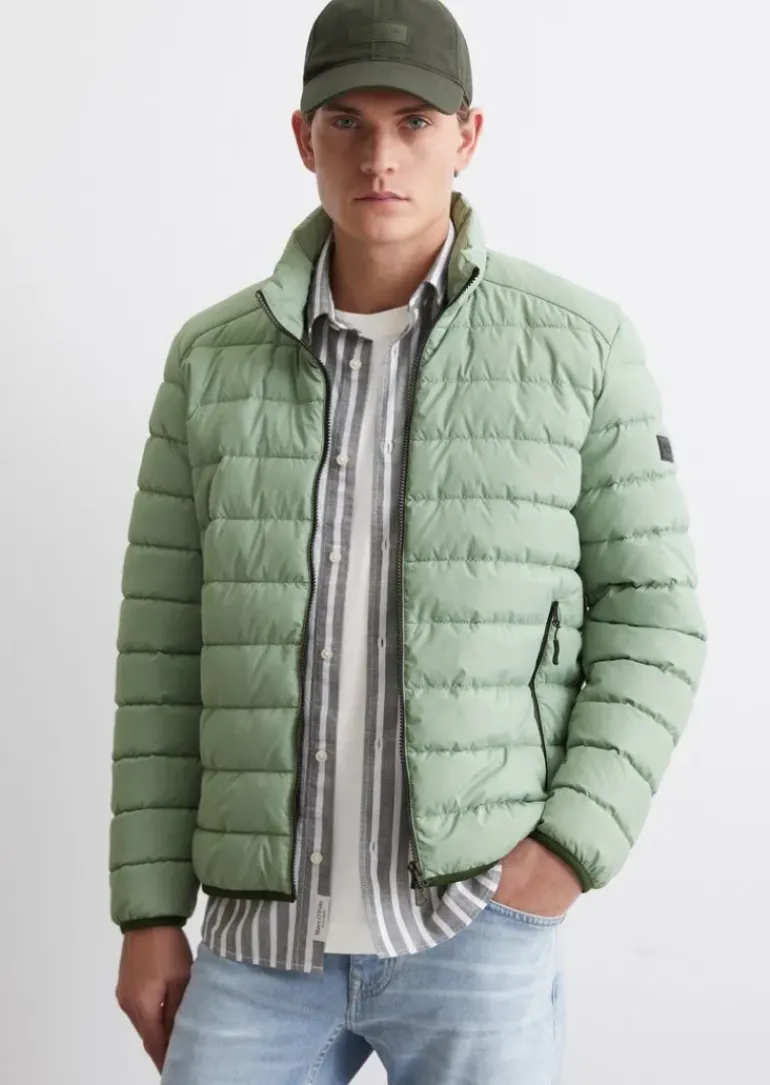 Steppjacke regular in leichter, wasserabweisender Qualität