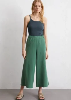 Top slim aus Organic Cotton-Hanf-Mix