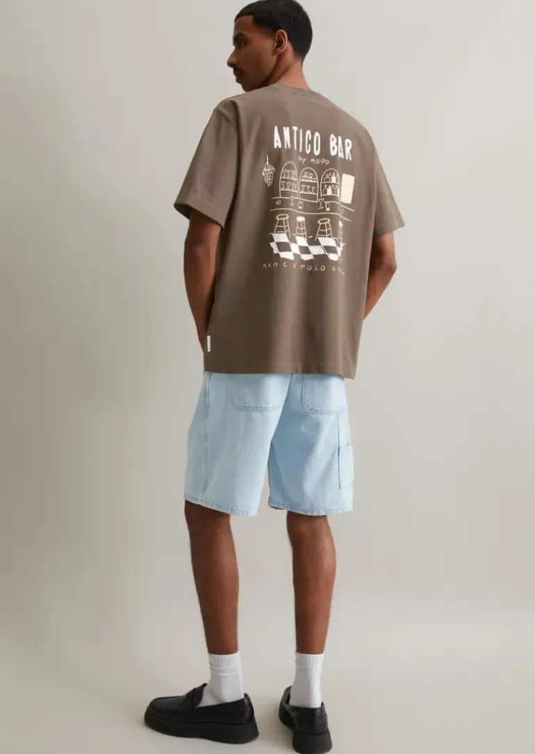 T-Shirt relaxed mit markantem Rückenprint